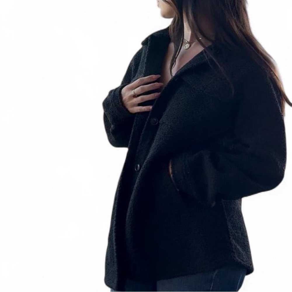 Black Collared Teddy Jacket oversized fit - Picture 3 of 6